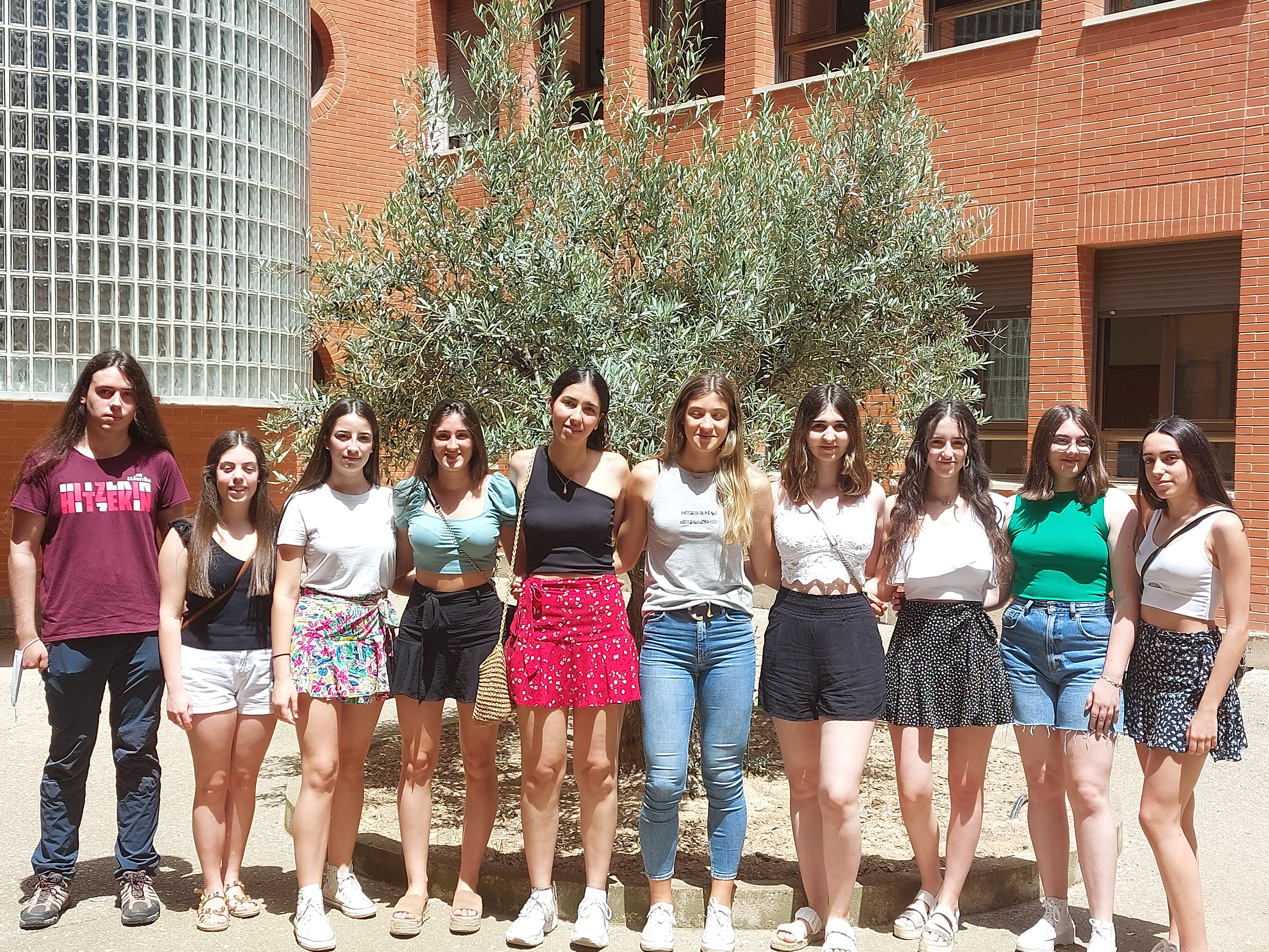 El IES Valle del Ebro otorga un reconocimiento al alumnado excelente EN 2º de Bachillerato y en la EvAU